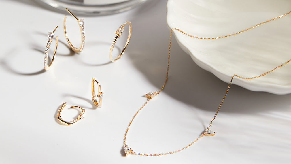 How to Wear The ‘Quiet Luxury' Trend – Ania Haie jewellery style blog