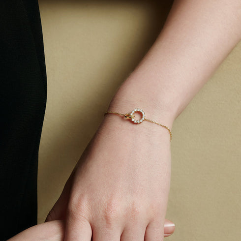 Gold Interlinked Circles Pave Bracelet | Ania Haie Australia