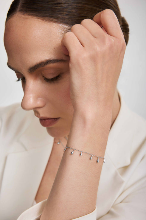 Silver Polished Teardrop Dangle Station Bracelet