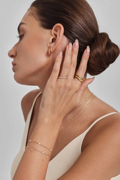 Gold Alternating Pearl & Bead Station Bracelet