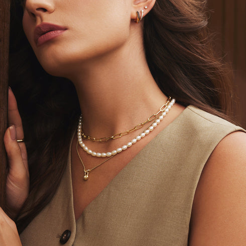 Gold Lobster Clasp Shell Pearl Necklace